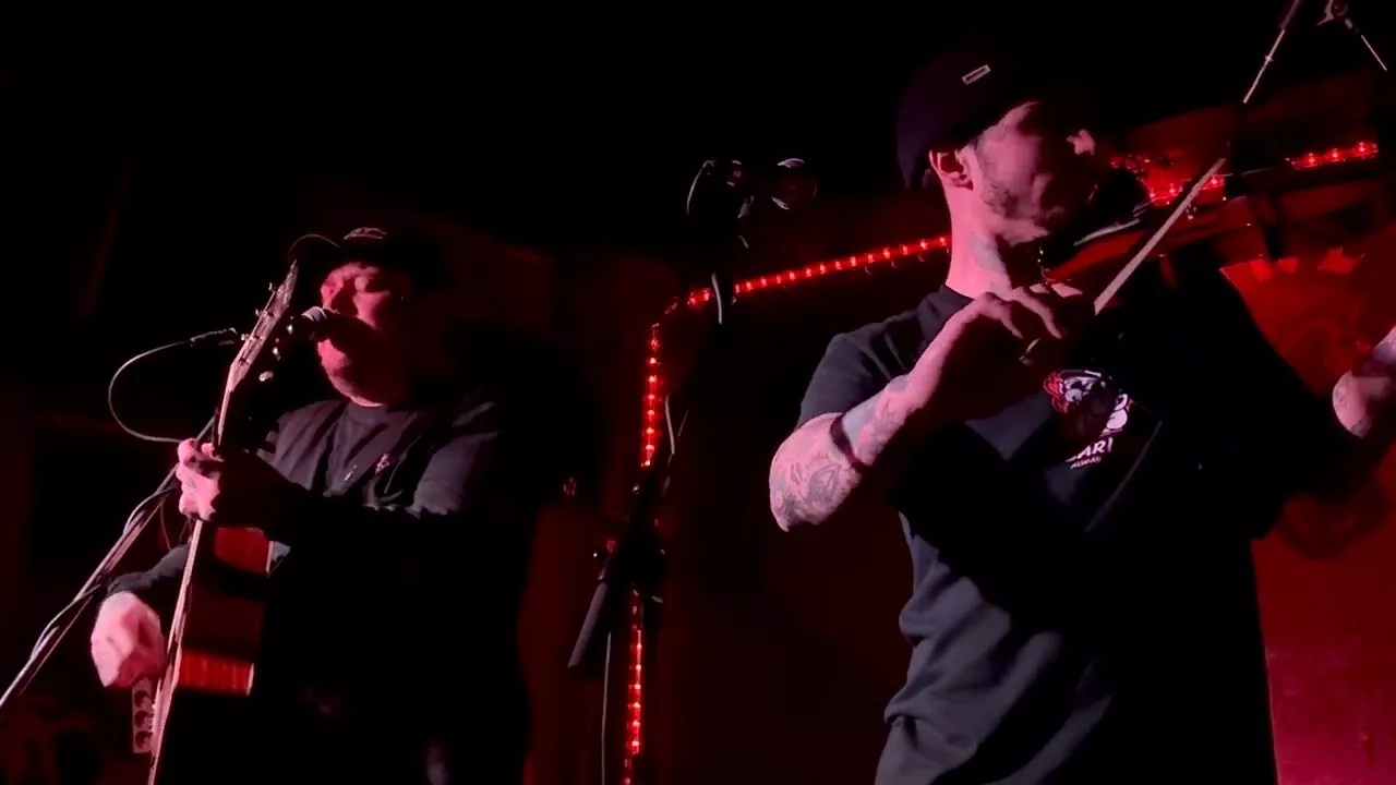 Ducking Punches – Cursed Luck (LIVE) (Acoustic), 2024-04-16, Wild at Heart, Berlin