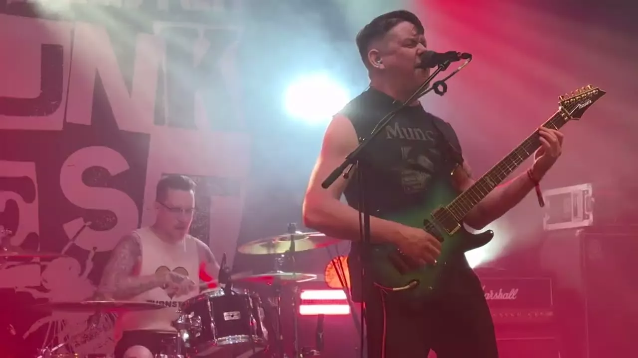 One Hidden Frame – Run to the Rescue With Love (LIVE), MPF, 2024-03-31, The Bred Shed, Manchester