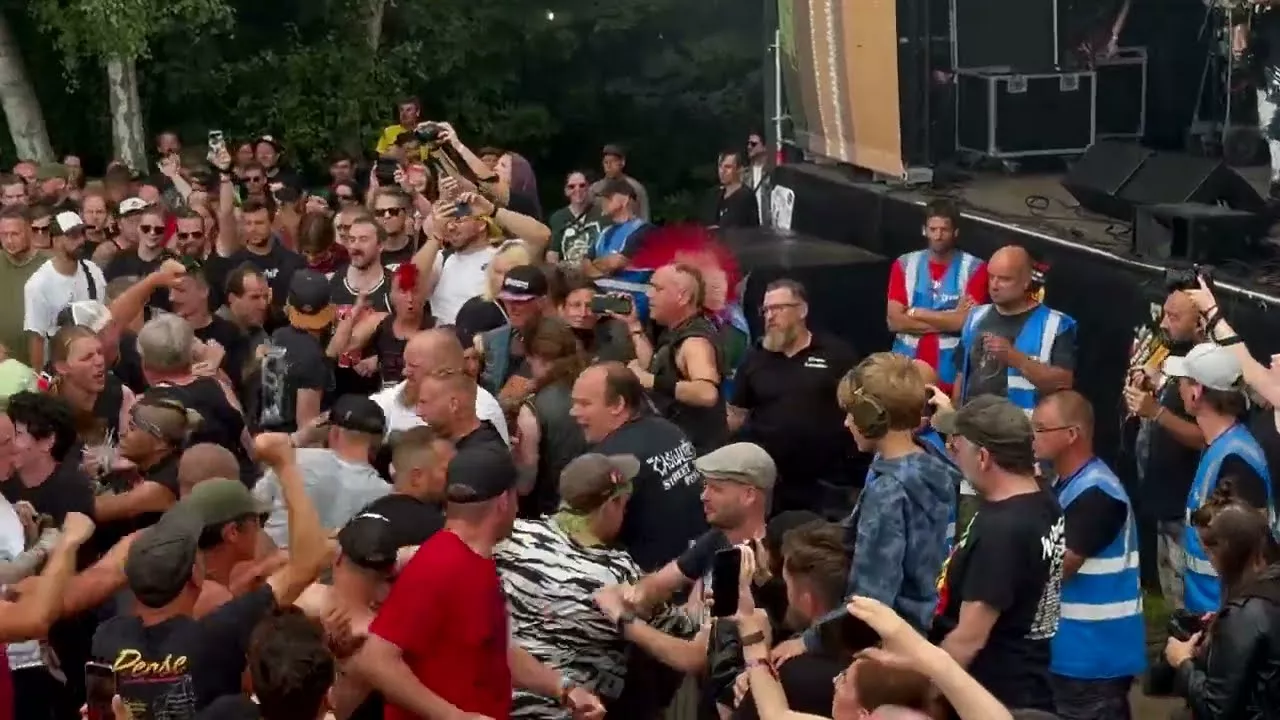 The Casualties – Riot (LIVE), Brakrock, 2024-08-03, Riverstage, Duffel