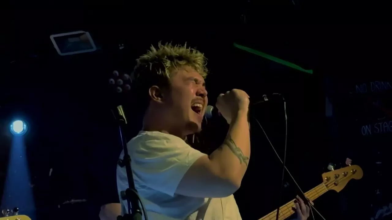 Plaiins – C’est la vie (LIVE), 2024-09-29, Badehaus, Berlin