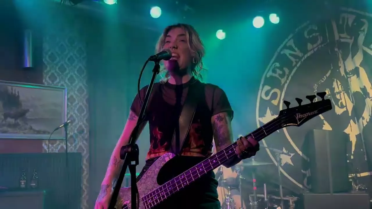 The Sensitives – God Knows (Nothing About Us) (LIVE), 2024-09-06, Nexus, Braunschweig