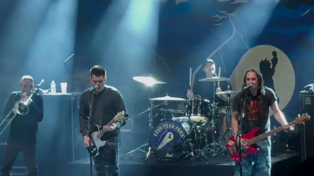 Less Than Jake – History Of A Boring Town (LIVE), Brakrock, 2024-08-03, Riverstage, Duffel