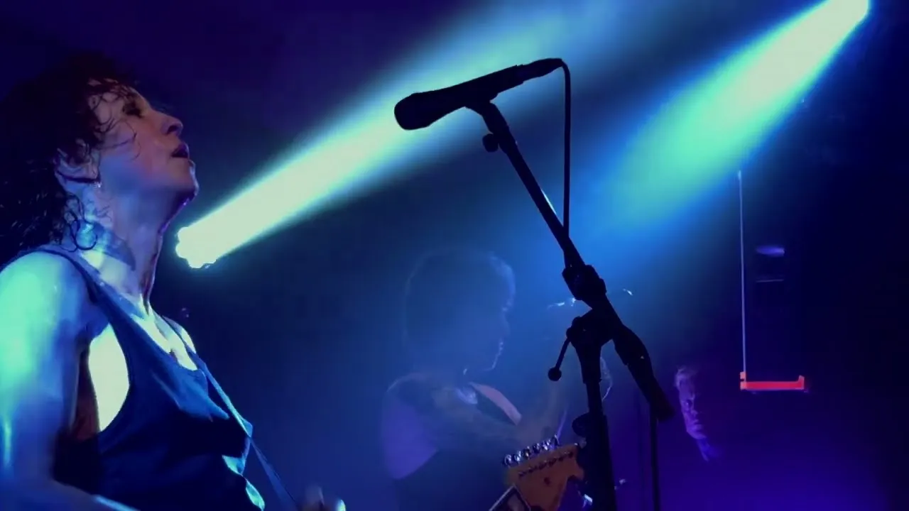 Laura Jane Grace – Don’t Lose Touch (Live, Against Me! Cover),2024-11-06, Kantine am Berghain,Berlin