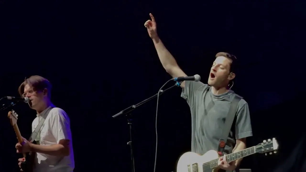 Pup – Robot Writes A Love Song (LIVE), 2024-11-07, Columbiahalle, Berlin