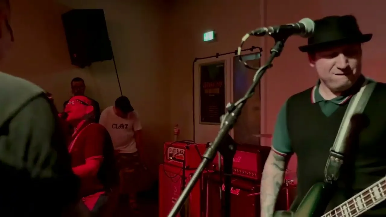 The Drowns – Live Like Yer Dyin (LIVE), 2024-05-22, Conne Island Cafe, Leipzig