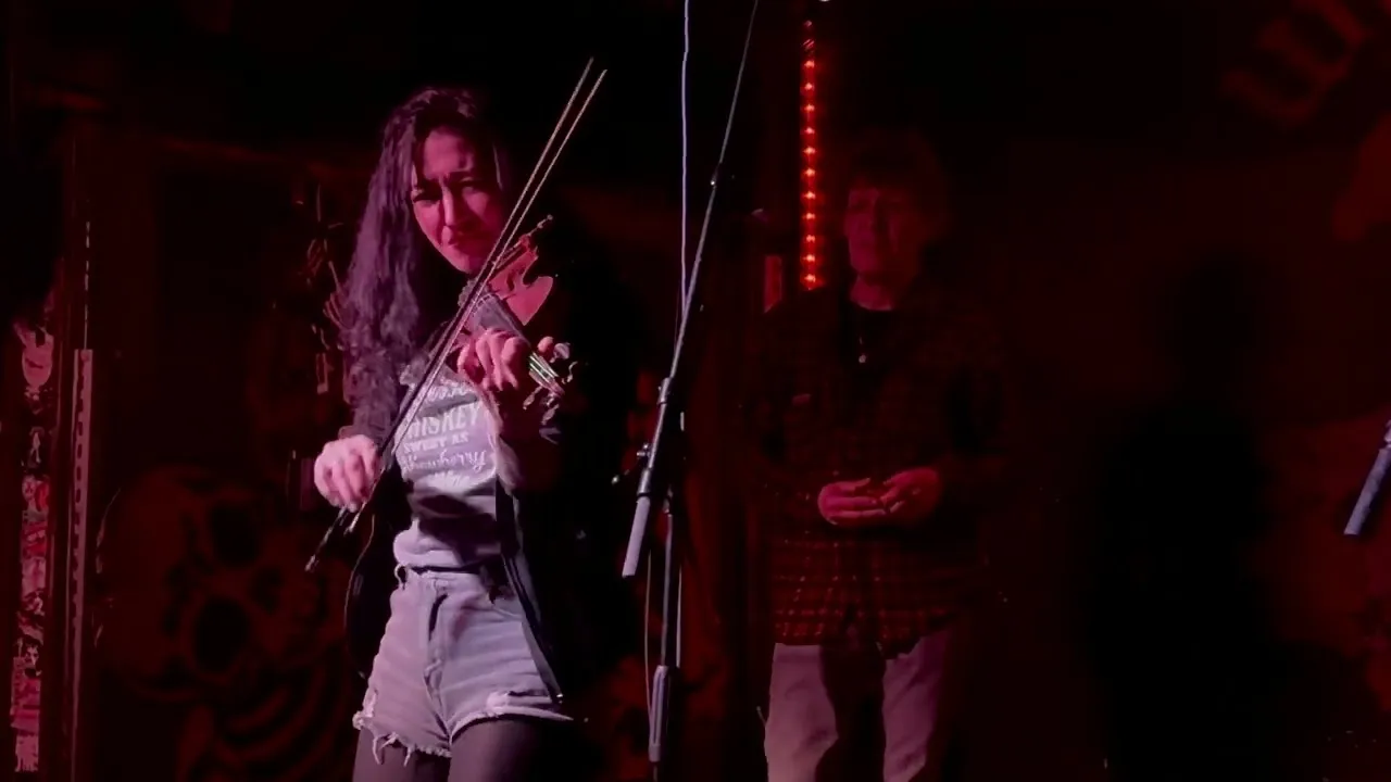 The Mahones (Acoustic) – Instrumental (LIVE), 2025-01-30, Wild at Heart, Berlin