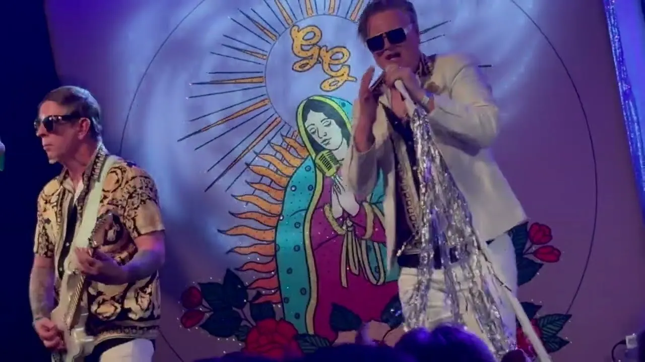 Me First and the Gimme Gimmes – Love Will Keep Us Together (Neil Sedaka cover), 2025-06-04, SO36,Berlin